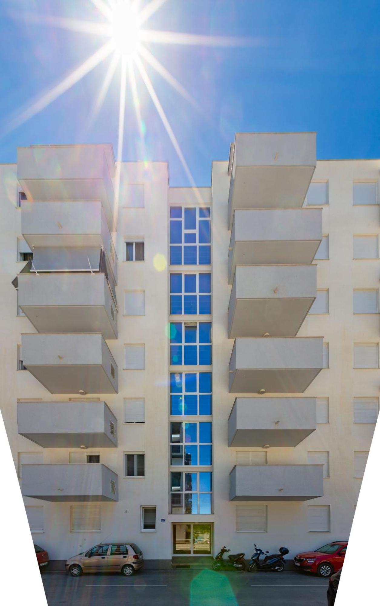 Campanula Apartment With Balcony Zára Kültér fotó